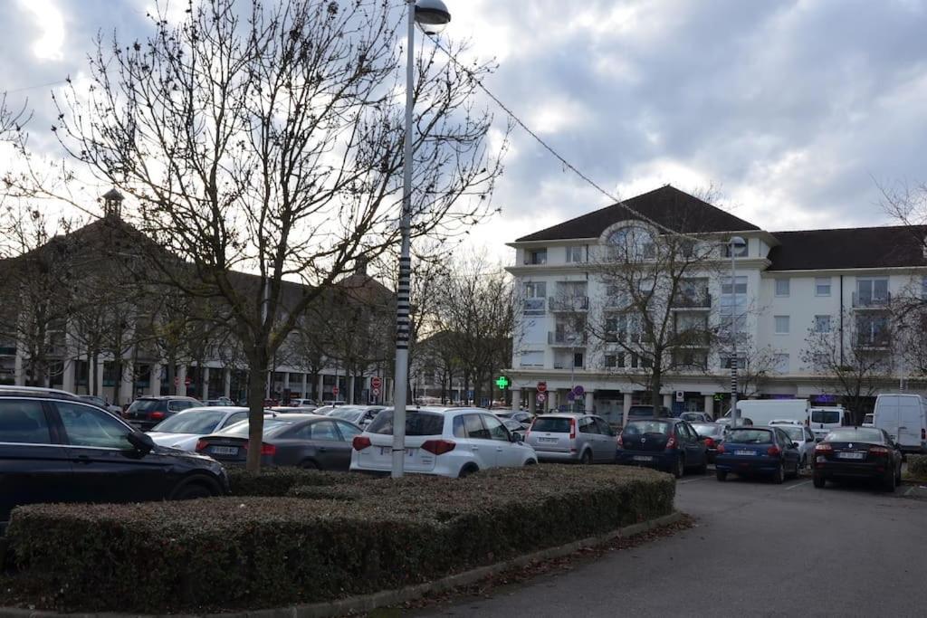 Hsh France Location Disney Land Paris - Suite Nicolas - Appartement De Charme Bussy-Saint-Georges Eksteriør billede