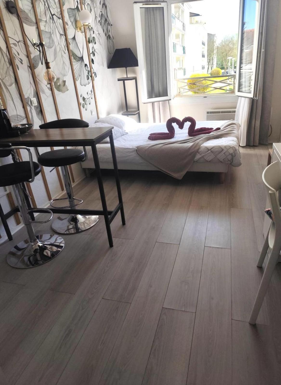 Hsh France Location Disney Land Paris - Suite Nicolas - Appartement De Charme Bussy-Saint-Georges Eksteriør billede